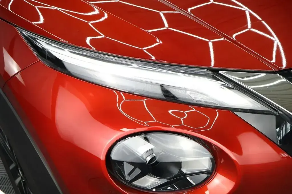 Gebraucht Nissan Juke N-Connecta 114 PS (83 kW) 2026 Rot SUV