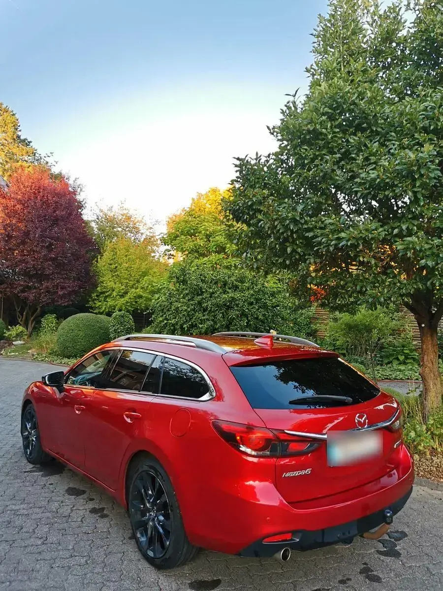 Gebraucht Mazda 6 Exclusive-Line 150 PS (110 kW) 2016 Rot Kombi