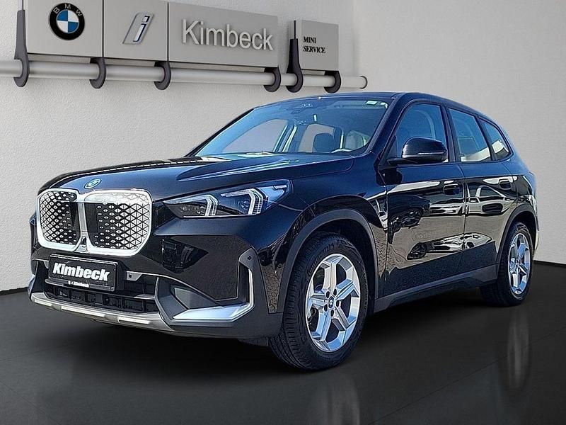 Gebraucht BMW iX1 313 kW (426 PS) 2024 Schwarz uni SUV