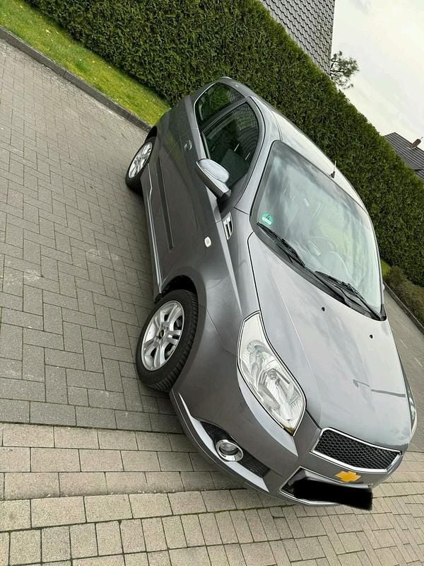 Gebraucht Chevrolet Aveo 2009 Grau Limousine