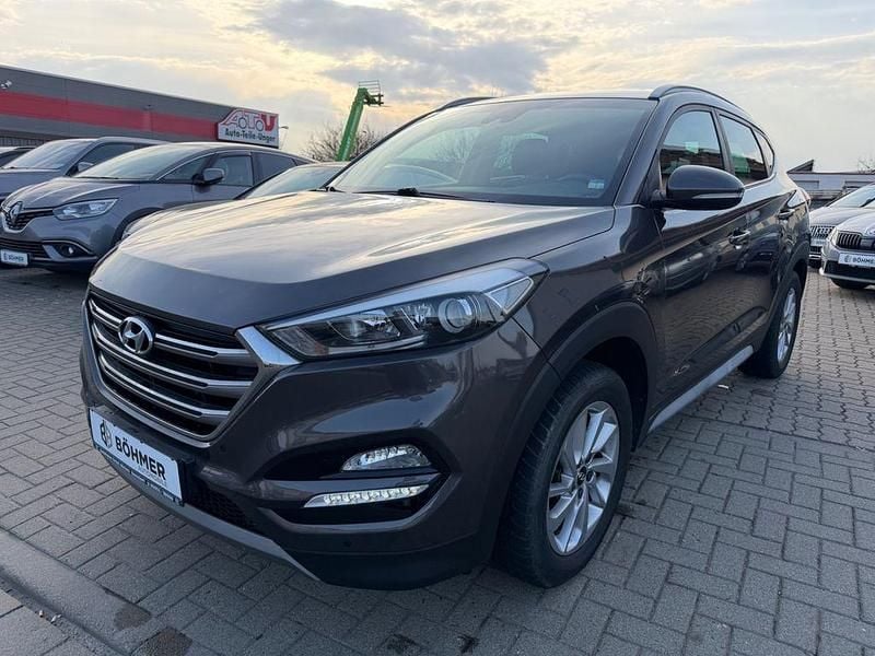 Gebraucht Hyundai Tucson Style 185 PS (136 kW) 2017 Braun SUV