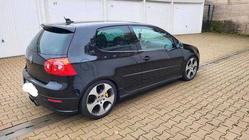 Schwarz Gebraucht 2007 VW Golf V GTI Kleinwagen | 6.000 € (Etwas zu teuer) - Bild 1/4