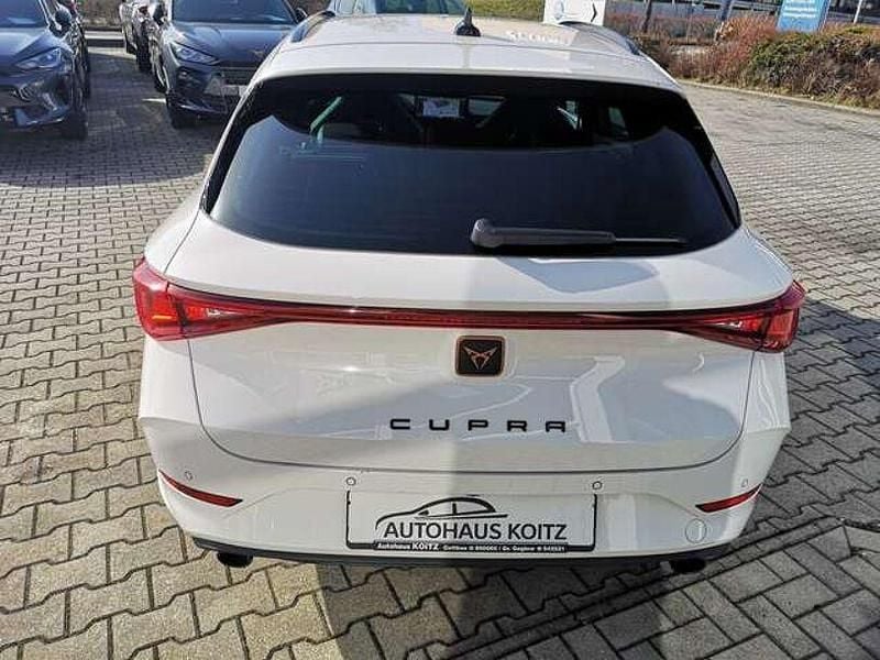 Second-hand Cupra Leon 245 CP (180 kW) 2023 Alb Break