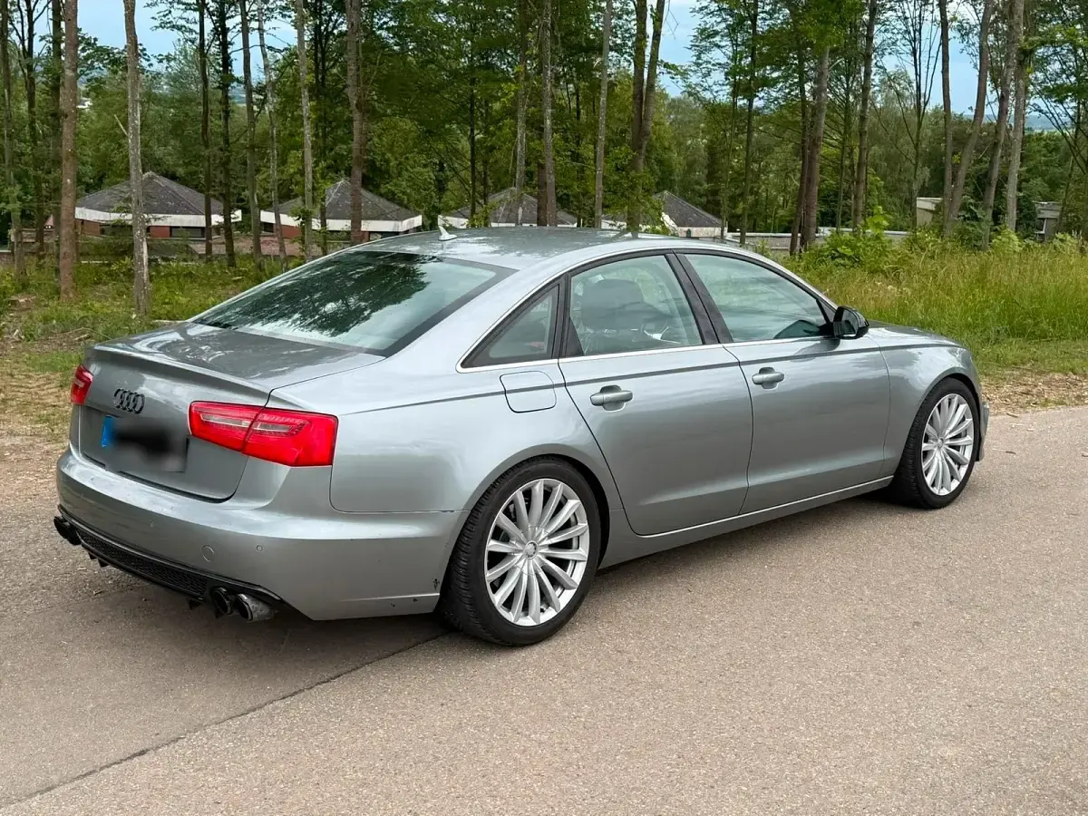 Gebraucht Audi A6 245 PS (180 kW) 2011 Grau Limousine
