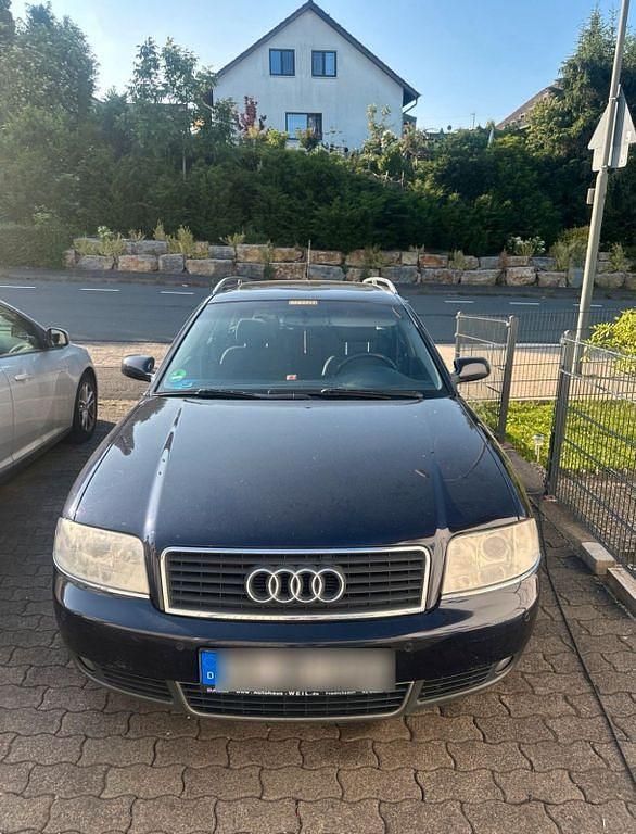 Blau Gebraucht 2002 Audi A6 Kombi | 4.200 € (Teuer) - Bild 1/4