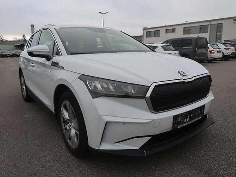 Gebraucht Skoda Enyaq iV Loft 150 kW (204 PS) 2021 Weiß SUV