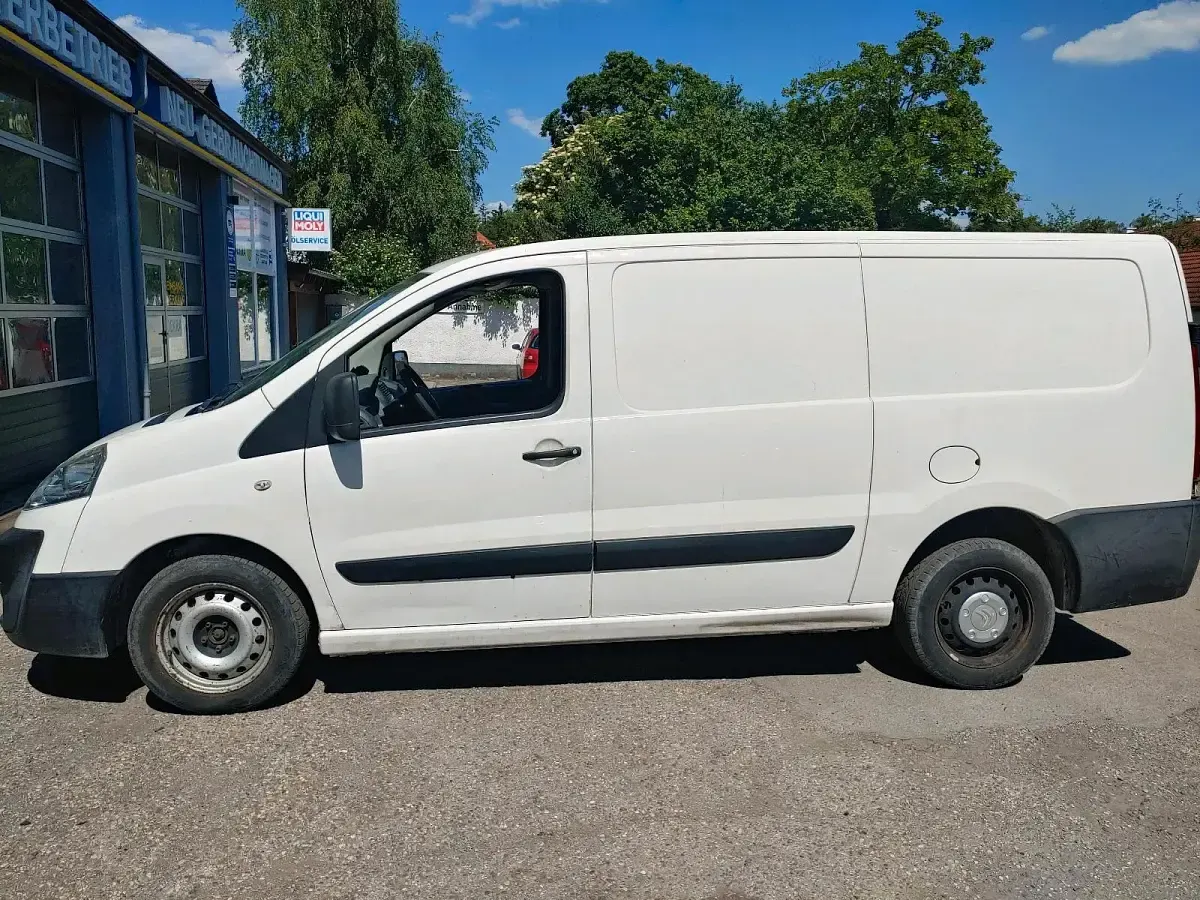 Gebraucht Citroën Jumpy 90 PS (66 kW) 2013 Weiß Van / Kleinbus