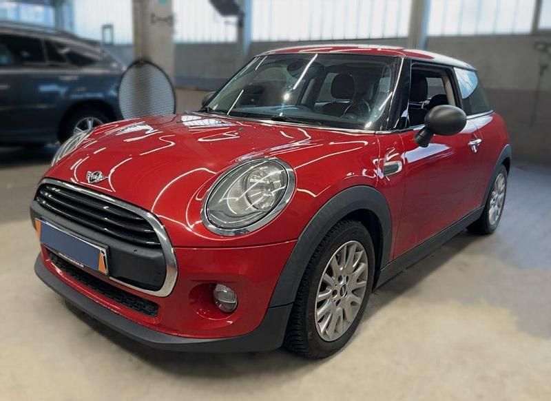 Rot Gebraucht 2016 Mini ONE Kleinwagen | 9.490 € (Fairer Preis) - Bild 1/4