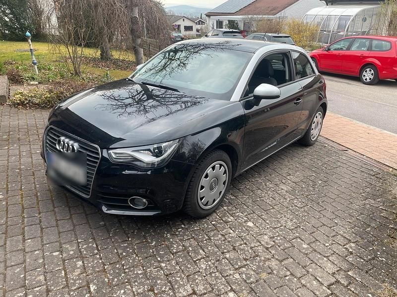 Gebraucht Audi A1 Attraction 86 PS (63 kW) 2011 Schwarz Kleinwagen