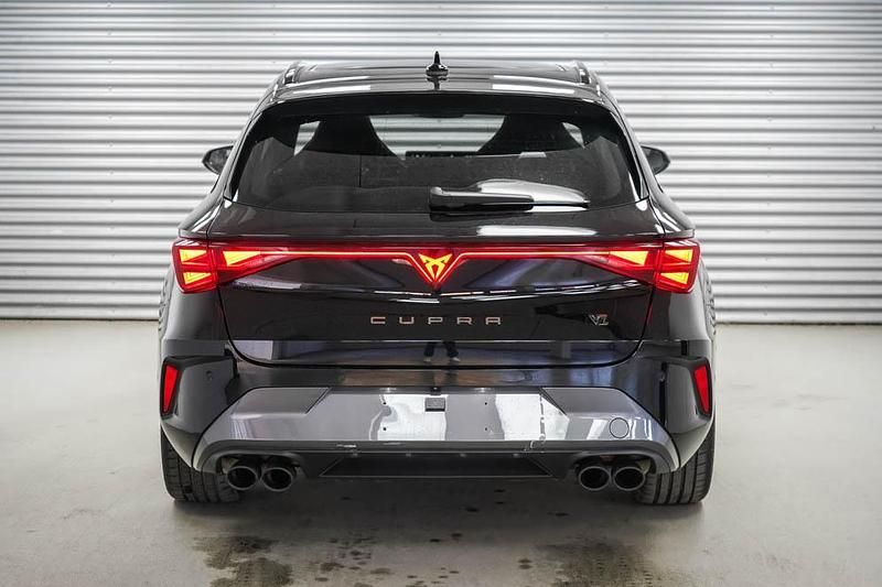 Gebraucht Cupra Leon VZ 2025 Midnight black metallic (0e)