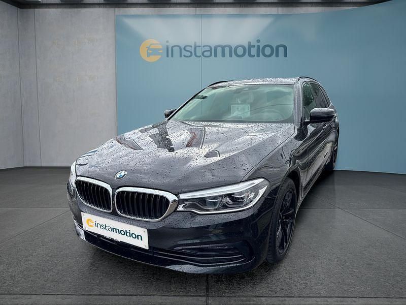 Schwarz Gebraucht 2019 BMW 530 Kombi | 27.499 € (Guter Preis) - Bild 1/4