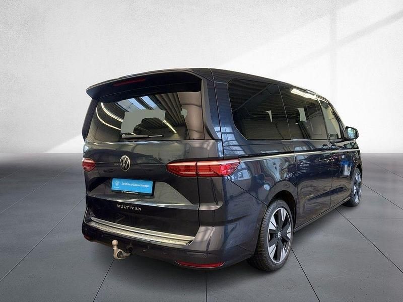 Gebraucht VW Multivan Style 204 PS (150 kW) 2024 Blau Van