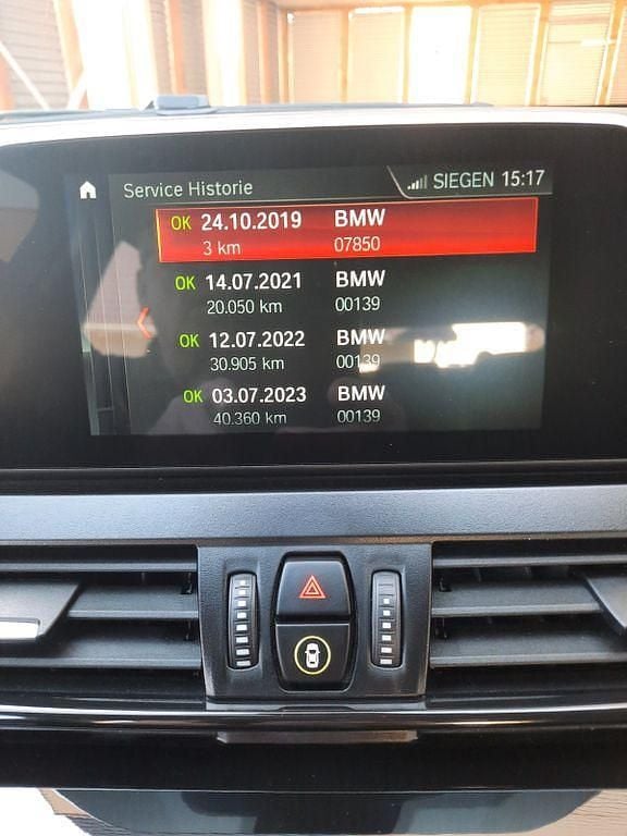 Gebraucht BMW 218 Active Tourer 150 PS (110 kW) 2019 Schwarz Van / Kleinbus