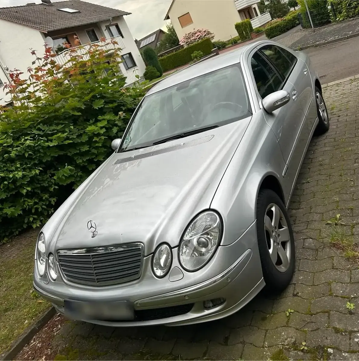 Gebraucht Mercedes E280 177 PS (130 kW) 2004 Silber Limousine