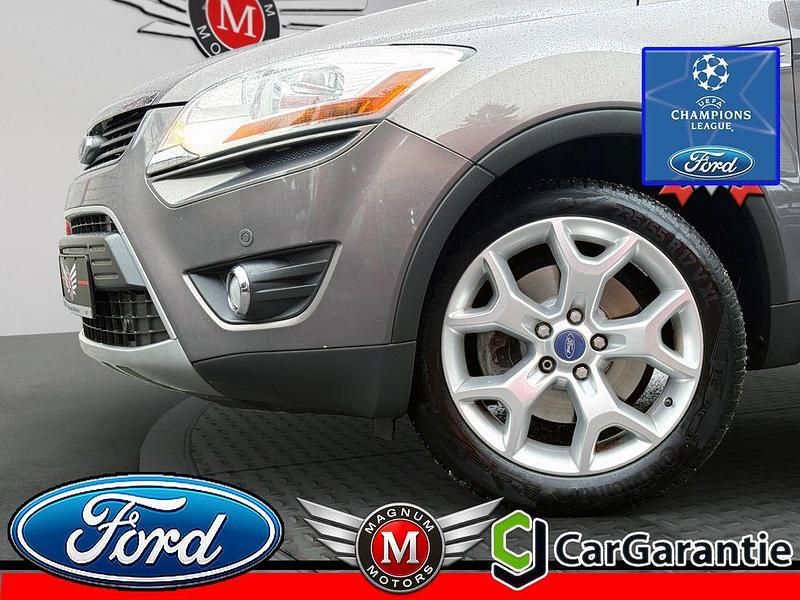Braun Gebraucht 2012 Ford Kuga Champions Edition SUV | 6.990 € (Fairer Preis) - Bild 1/4