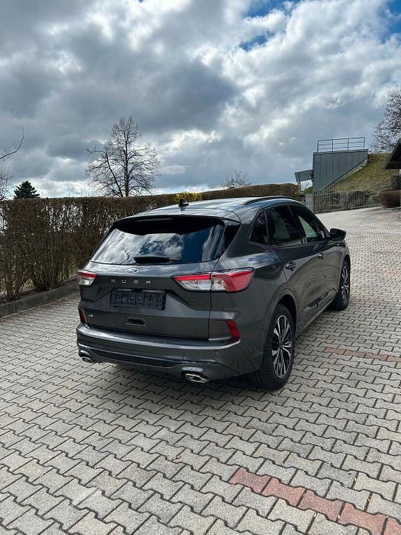 Gebraucht Ford Kuga ST-Line X 190 PS (139 kW) 2022 Grau SUV