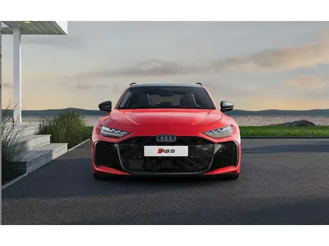 Neu Audi RS5 Ambiente 639 PS (469 kW) 2026 Progressivrot metallic (metallic) Kombi