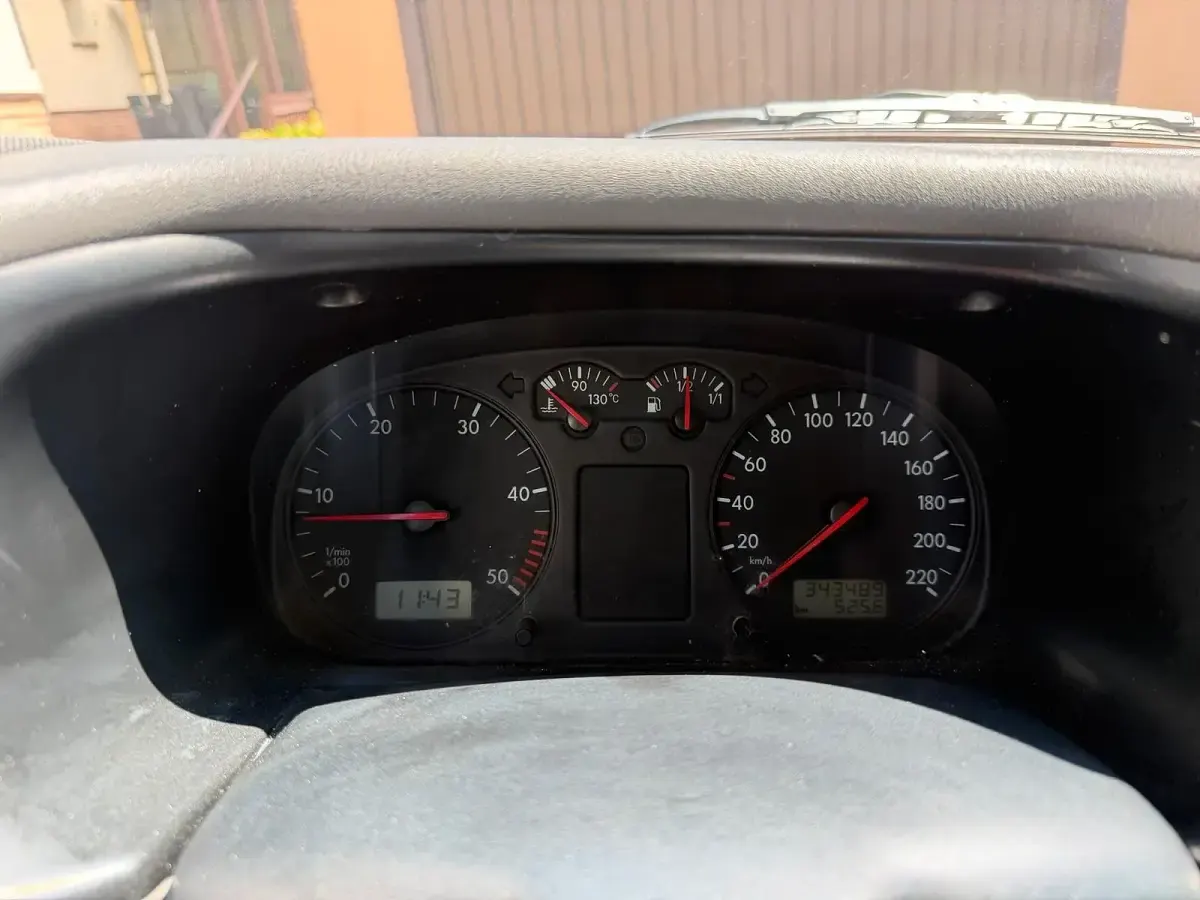 Gebraucht VW T5 88 PS (64 kW) 2004 Weiß Van