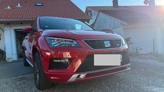 Rot Gebraucht 2019 Seat Ateca 4Drive SUV | 22.900 € (Fairer Preis) - Bild 1/4