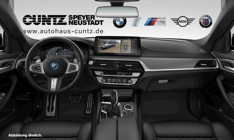 Gebraucht BMW 530e iPerformance 292 PS (214 kW) 2022 M carbonschwarz Limousine