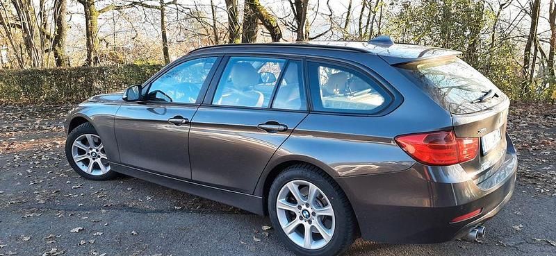 Gebraucht BMW 330 258 PS (189 kW) 2015 Braun Kombi