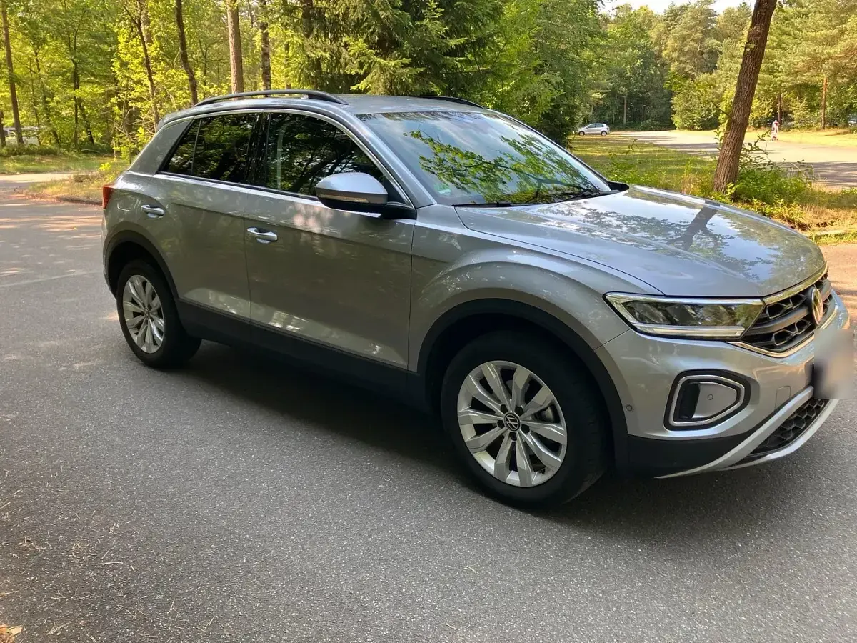 Gebraucht VW T-Roc Life 110 PS (80 kW) 2022 Silber SUV