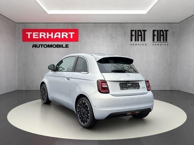 Neu Fiat 500e Icon 86 kW (118 PS) 2025 Blau Kleinwagen