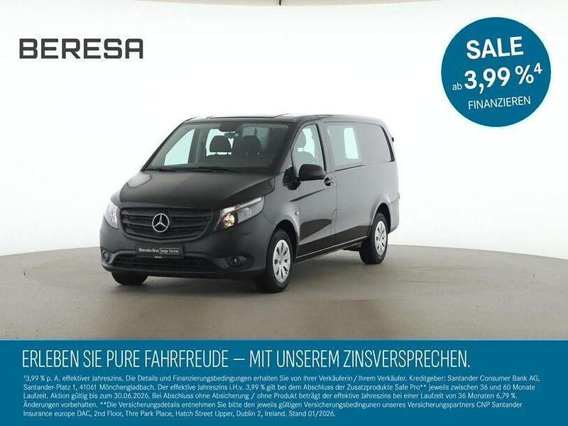Schwarz Gebraucht 2020 Mercedes Vito Van | 27.108 € (Guter Preis) - Bild 1/4