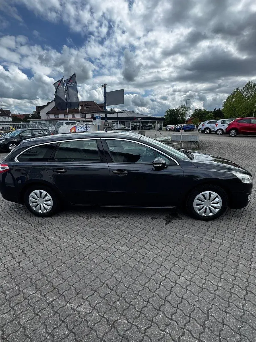 Gebraucht Peugeot 508 SW Active 140 PS (102 kW) 2011 Schwarz Kombi