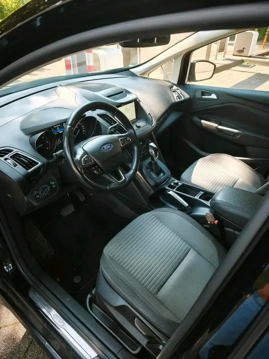 Gebraucht Ford C-MAX 150 PS (110 kW) 2018 Schwarz Van / Kleinbus