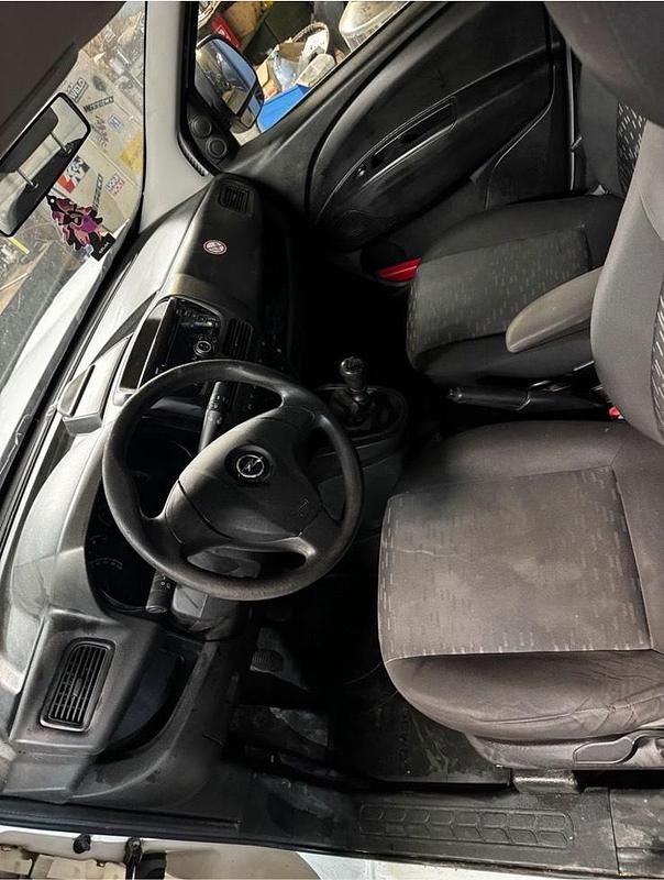 Gebraucht Opel Combo Eco 125 PS (91 kW) 2012 Weiß Van / Kleinbus