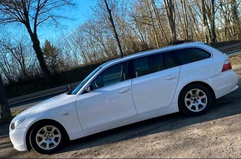 Gebraucht BMW 525 177 PS (130 kW) 2005 Weiß Kombi