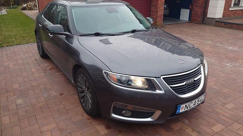 Grau Gebraucht 2011 Saab 9-5 Aero Limousine | 15.000 € (Guter Preis) - Bild 1/4