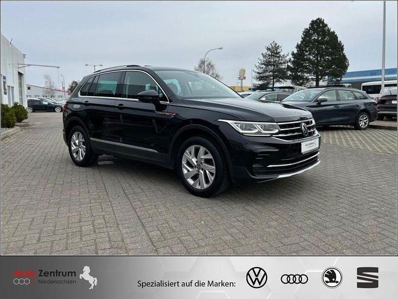 Gebraucht VW Tiguan Elegance 150 PS (110 kW) 2022 Deep black pearlescent SUV