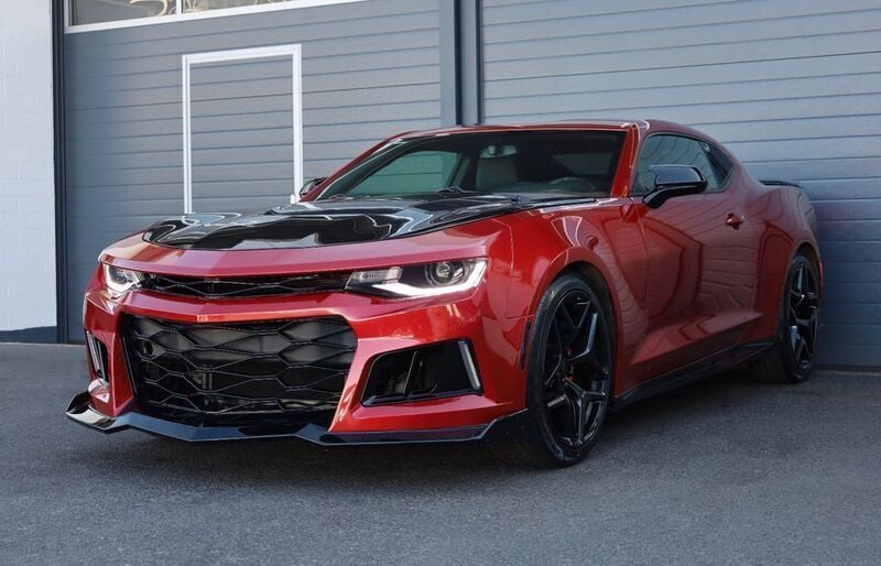 Garnet red tintcoat (dunkelro Gebraucht 2019 Chevrolet Camaro ZL1 Coupé | 26.950 € (Fairer Preis) - Bild 1/4
