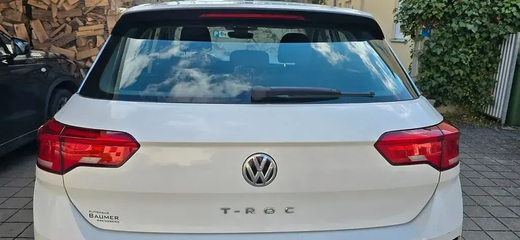 Gebraucht VW T-Roc 116 PS (85 kW) 2018 Weiß SUV