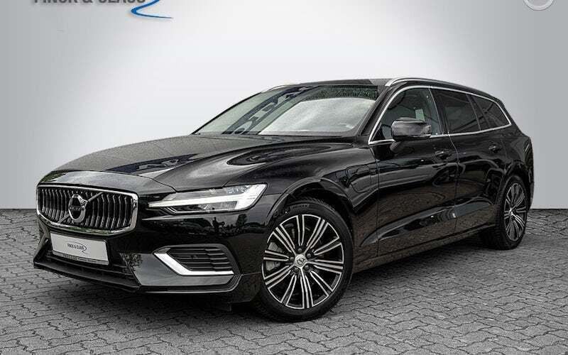 Schwarz Gebraucht 2022 Volvo V60 Plus Kombi | 33.890 € (Superpreis) - Bild 1/4