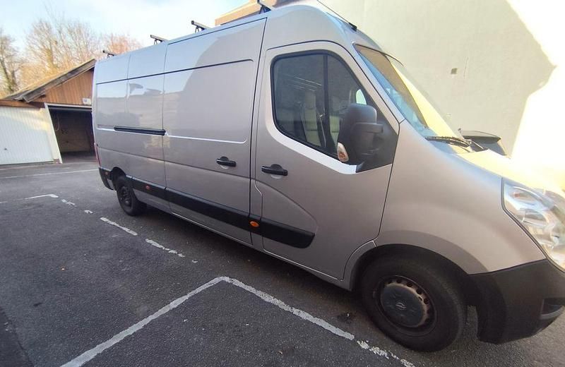 Gebraucht Opel Movano 125 PS (91 kW) 2015 Grau Limousine