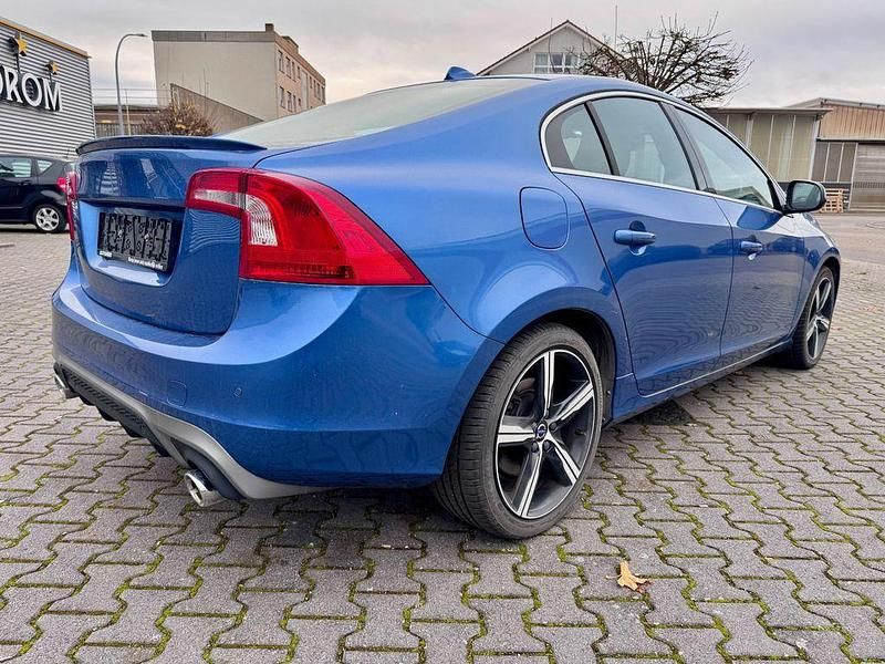 Gebraucht Volvo S60 R-Design 120 PS (88 kW) 2017 Blau Limousine