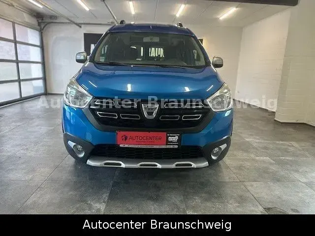 Gebraucht Dacia Dokker Celebration 116 PS (85 kW) 2017 Blau Van / Kleinbus