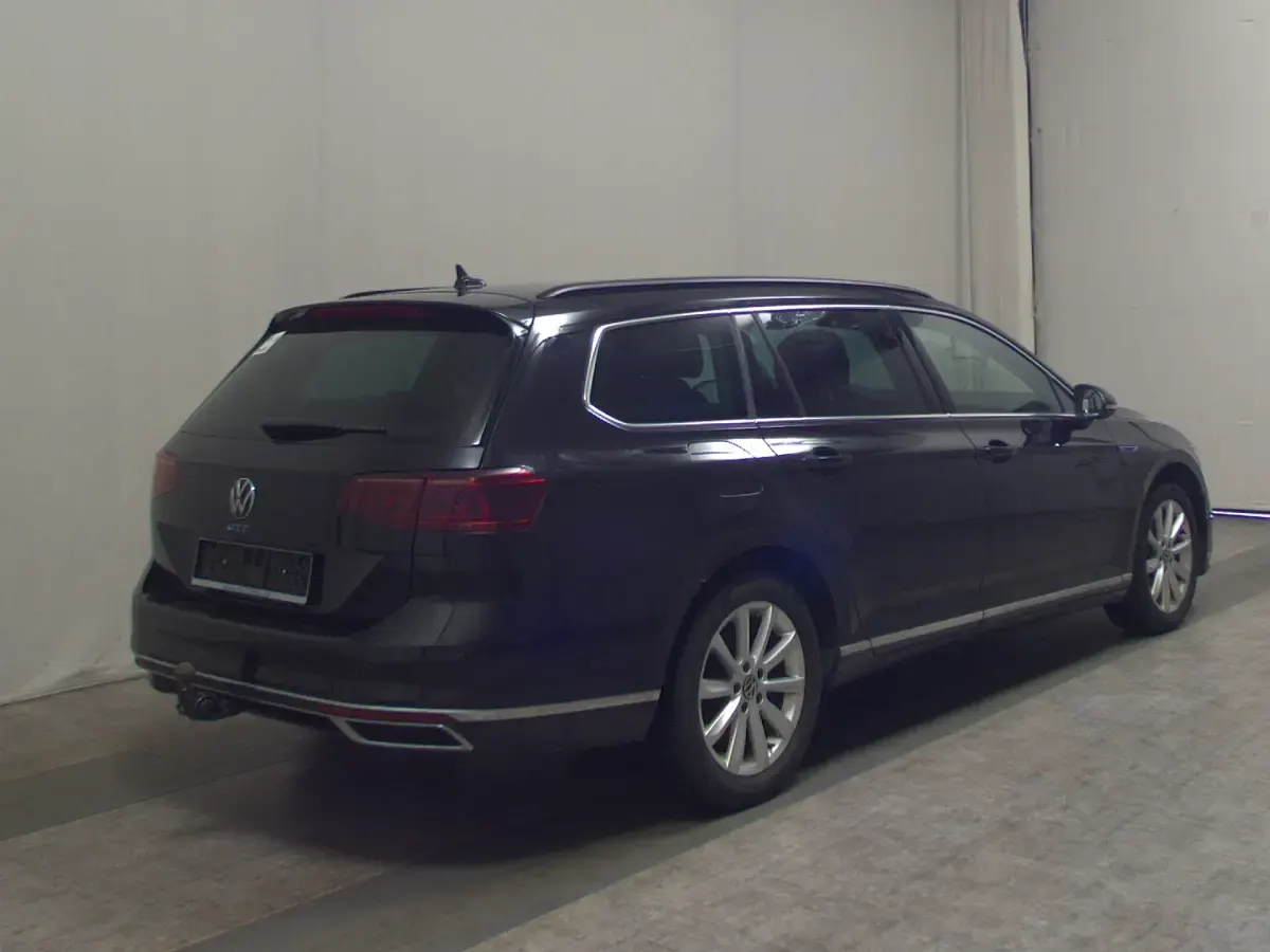 Gebraucht VW Passat GTE 218 PS (160 kW) 2023 Schwarz Kombi