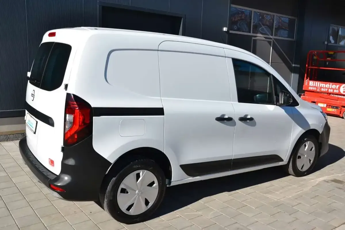 Gebraucht Nissan Townstar Acenta 131 PS (96 kW) 2023 Mineral white (s) Van