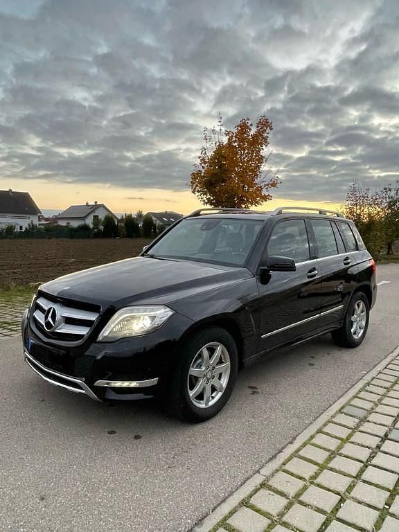 Schwarz Gebraucht 2014 Mercedes GLK220 SUV | 13.200 € (Guter Preis) - Bild 1/4