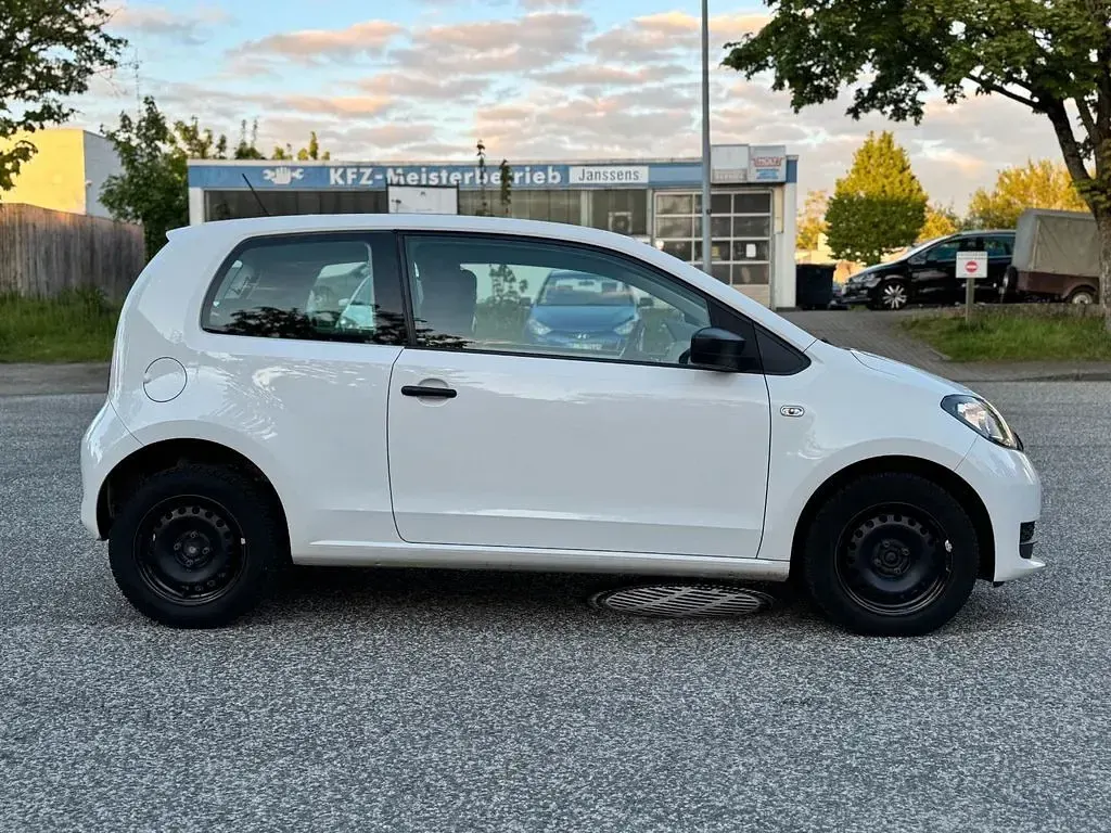 Second-hand Skoda Citigo Comfort 60 CP (44 kW) 2017 Alb Hatchback