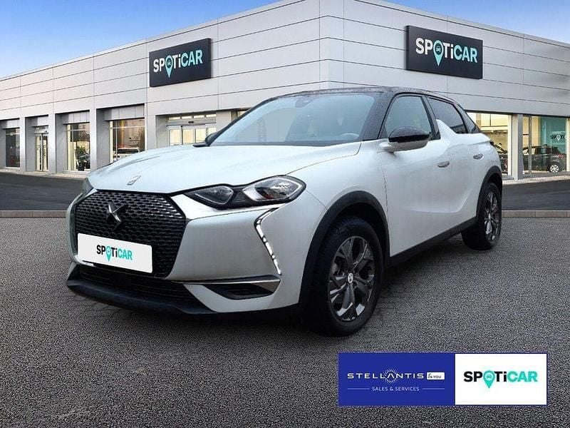 Weiß Gebraucht 2022 DS Automobiles DS3 Crossback E-Tense So Chic SUV | 15.990 € (Guter Preis) - Bild 1/4