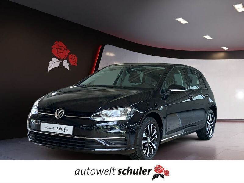 Deep black perleffekt (metallic) Gebraucht 2019 VW Golf VII IQ Drive Limousine | 20.880 € (Fairer Preis) - Bild 1/4