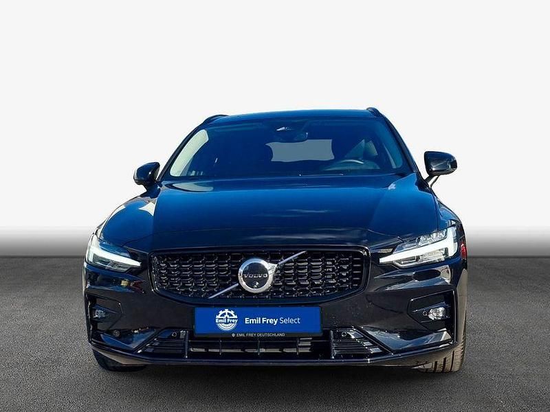 Gebraucht Volvo V60 Plus 197 PS (144 kW) 2025 Schwarz Kombi