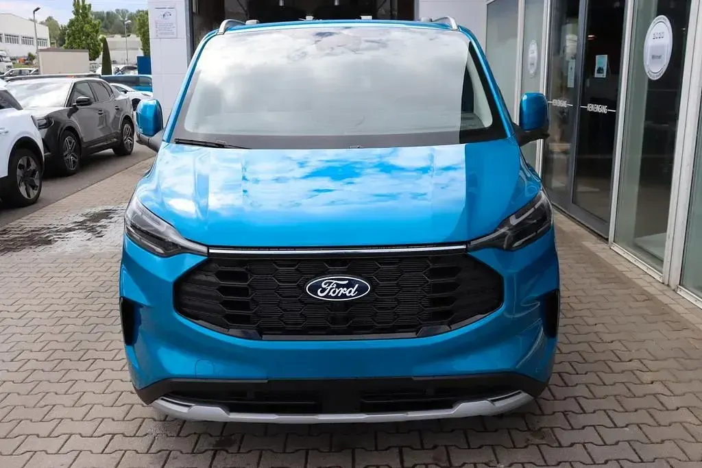 Neu Ford Tourneo Active 170 PS (125 kW) 2026 Digital aqua blue metallic Van / Kleinbus
