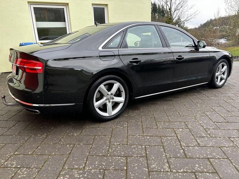 Gebraucht Audi A8 Ambiente 385 PS (283 kW) 2013 Schwarz Limousine