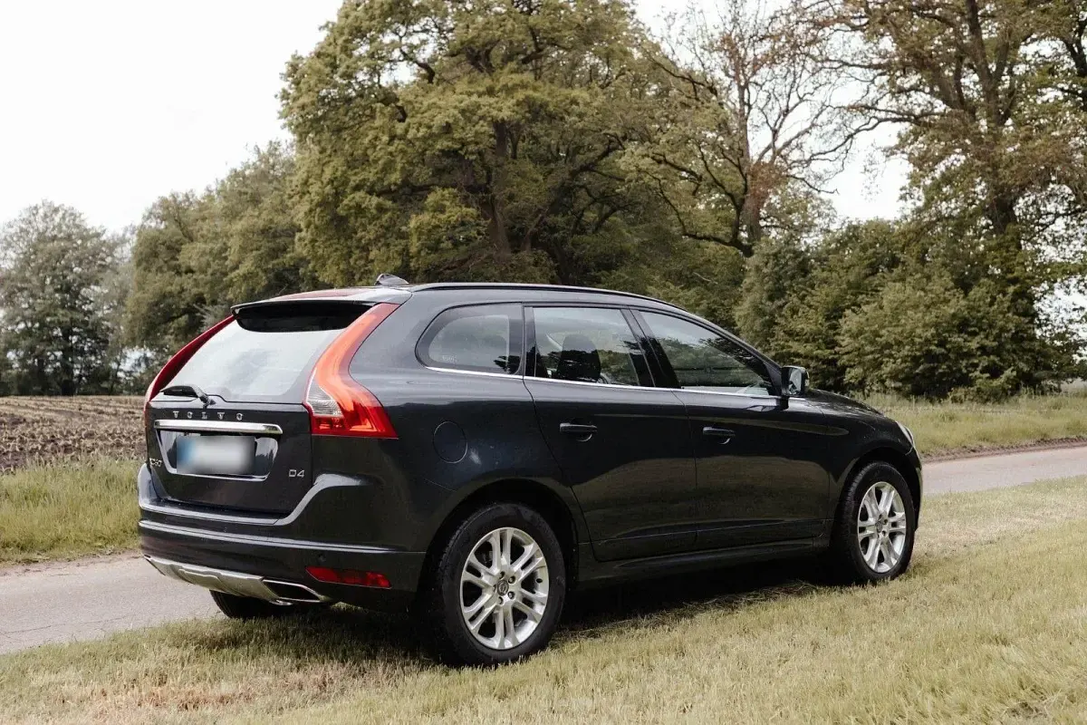 Gebraucht Volvo XC60 Kinetic 190 PS (139 kW) 2014 Grau SUV